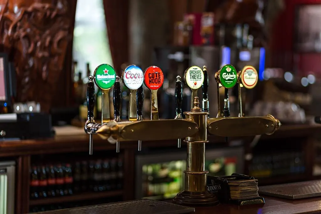 Sheldon Park Hotel And Leisure Club Dublin 3*,